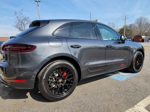Used 2017 Porsche Macan GTS w/ Premium Package Plus image 16