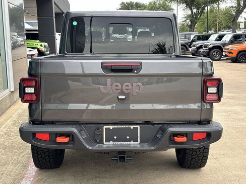 New 2026 Jeep Gladiator Mojave AWD/4WD image 4