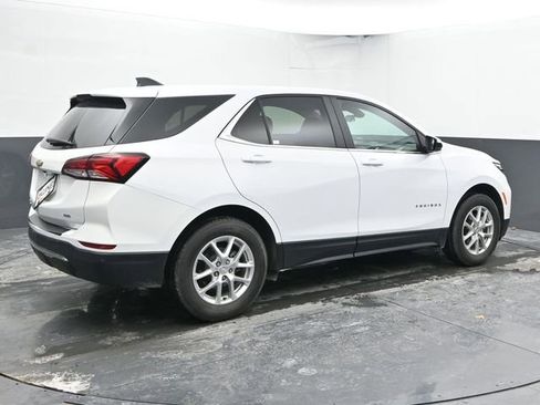 Used 2024 Chevrolet Equinox LT image 11