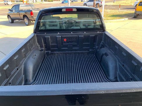 Used 2006 Dodge Dakota SLT w/ Sport Appearance Group image 12