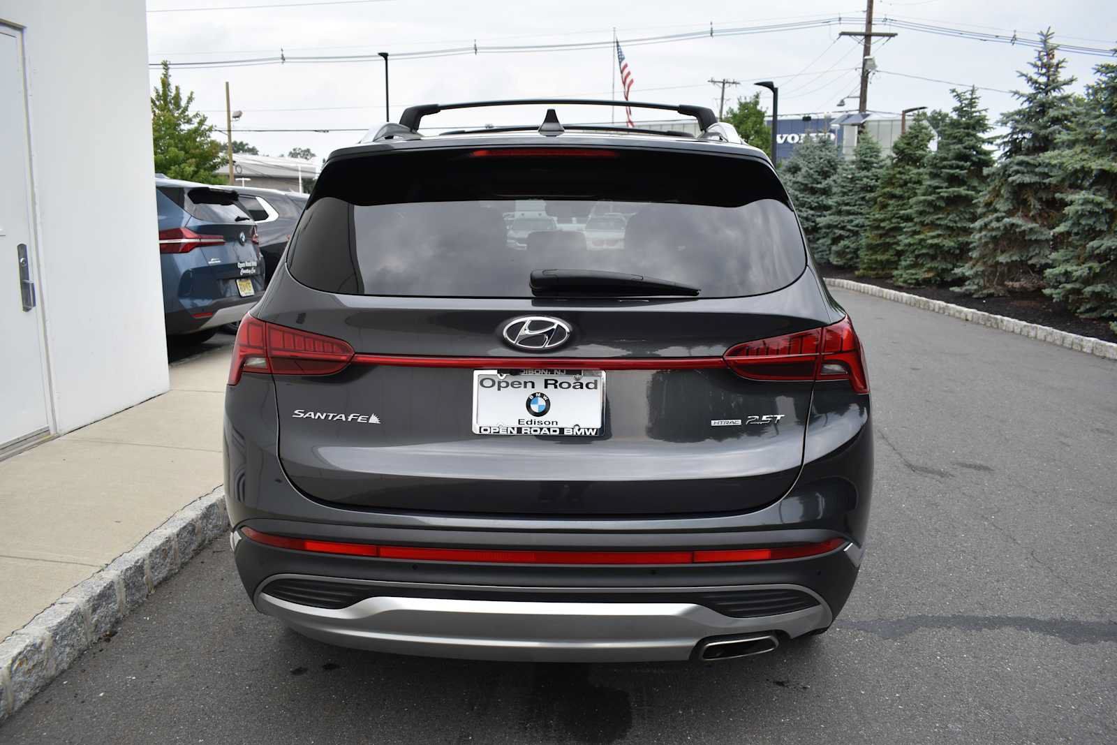 Used 2022 Hyundai Santa Fe Limited w/ Cargo Package AWD/4WD image 7