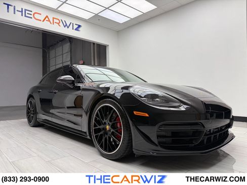 Used 2018 Porsche Panamera Turbo Sport Turismo image 1