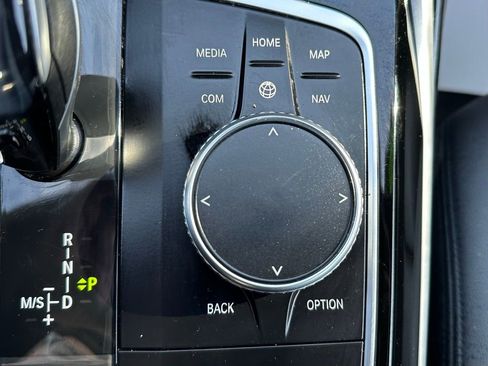 Used 2019 BMW 330i xDrive Sedan w/ Convenience Package image 35