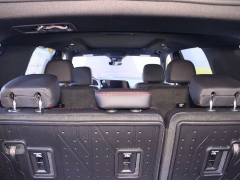 New 2026 Chevrolet Traverse Z71 image 16