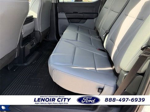 Used 2025 Ford F250 XL image 11