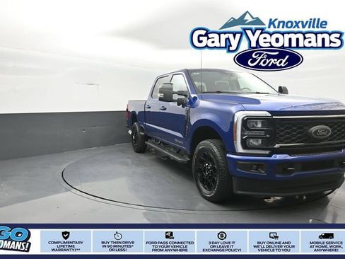New 2026 Ford F250 4x4 Crew Cab Super Duty image 1