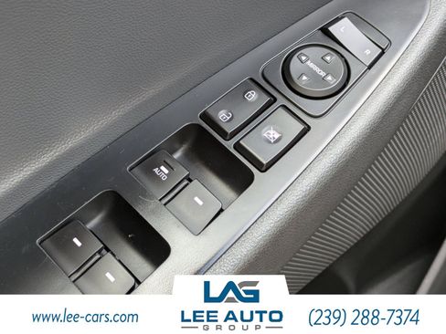 Used 2019 Hyundai Tucson Sport FWD image 19