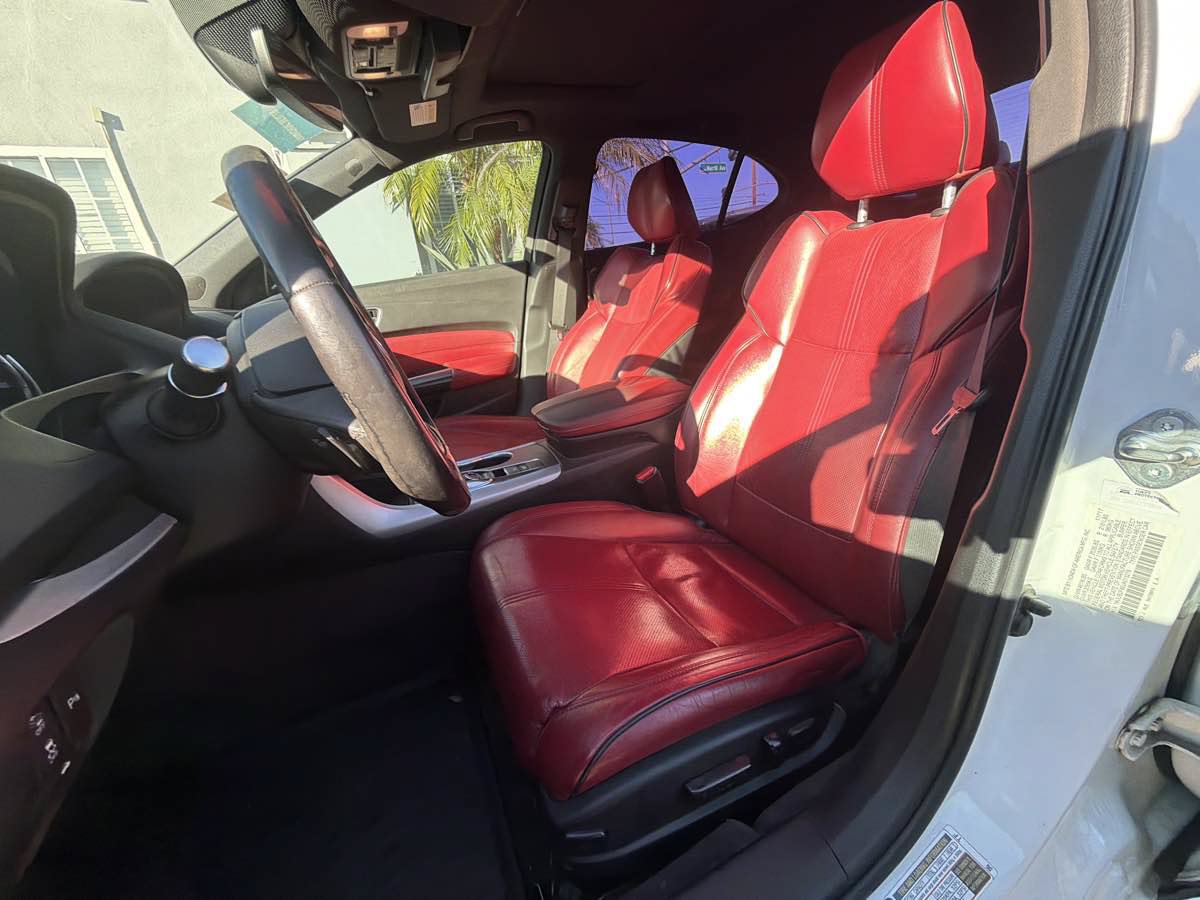 Used 2018 Acura TLX w/ Technology & A-SPEC Package FWD image 4