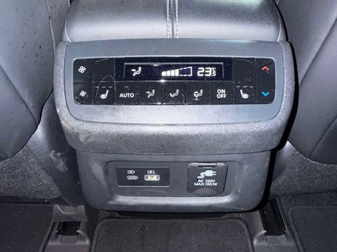 Used 2022 Nissan Pathfinder Platinum w/ Cargo Package AWD/4WD image 30