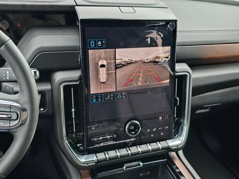 New 2026 GMC Yukon XL Denali AWD/4WD image 22