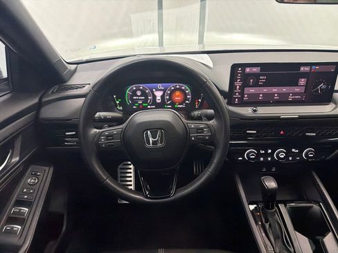 Used 2023 Honda Accord Sport image 24
