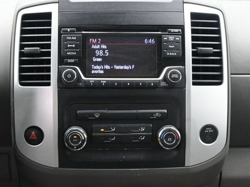 Used 2015 Nissan Frontier SV AWD/4WD image 20