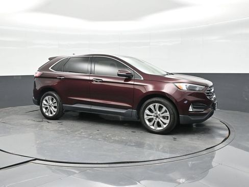 Certified 2023 Ford Edge Titanium AWD/4WD image 17