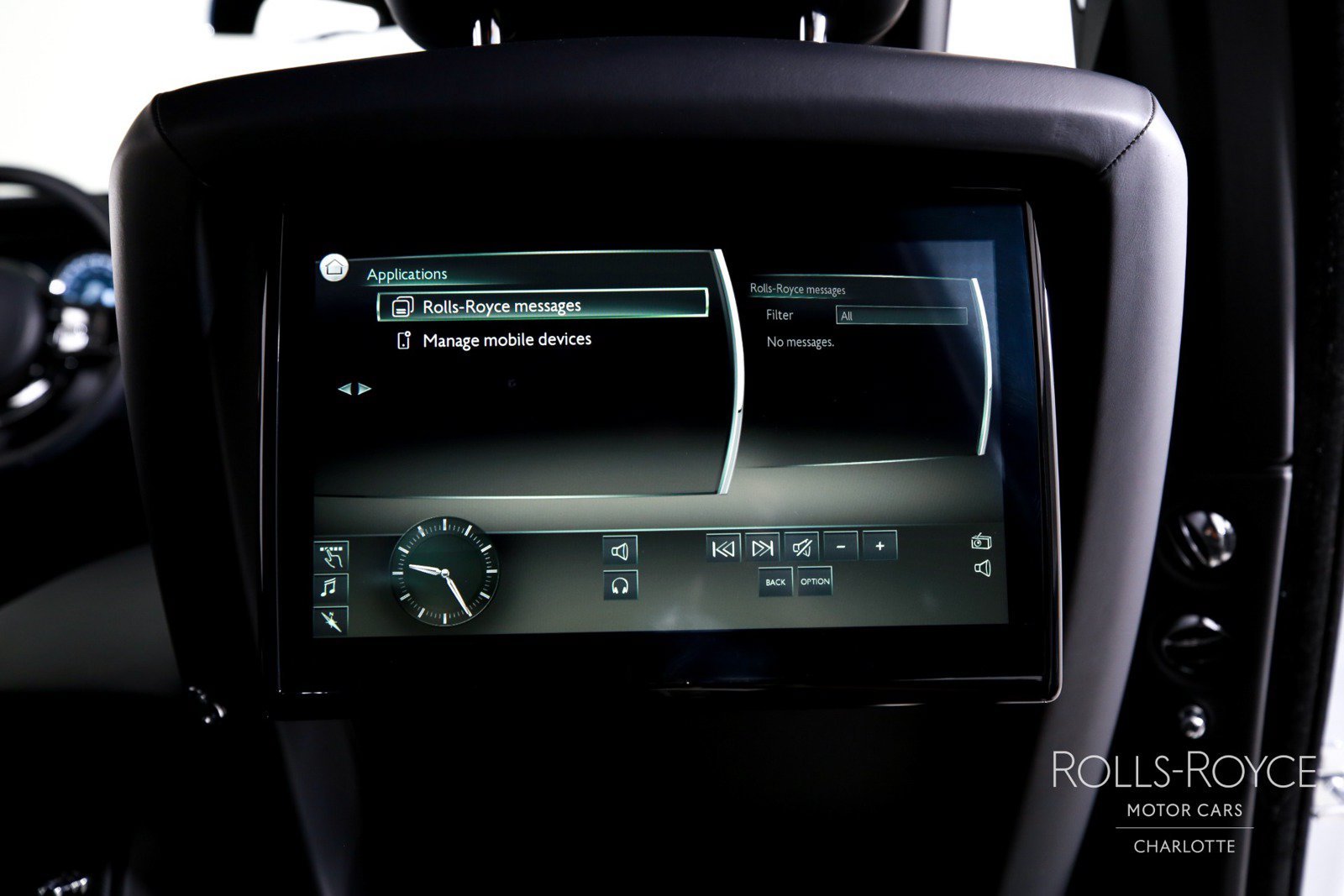 Used 2024 Rolls-Royce Cullinan AWD/4WD image 32