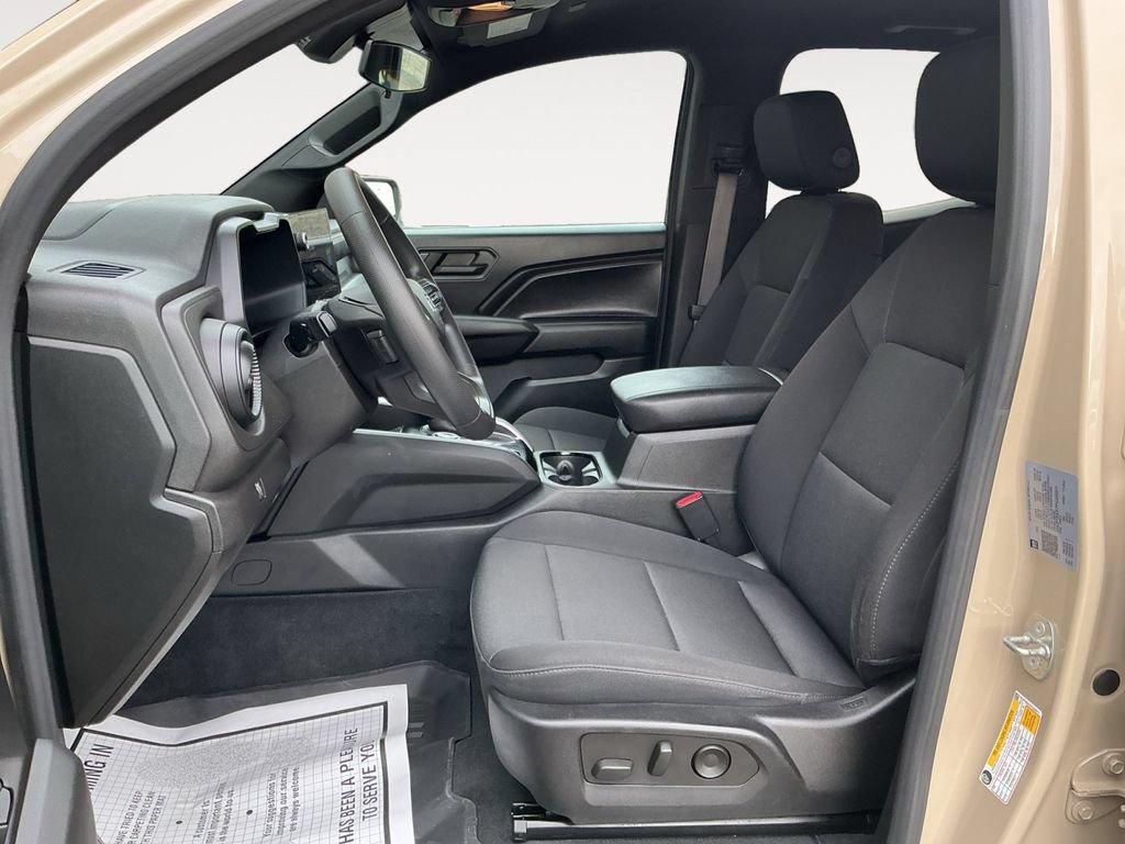 Certified 2023 Chevrolet Colorado Trail Boss w/ Technology Package AWD/4WD image 10