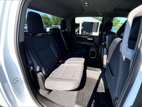 Used 2024 GMC Sierra 2500 SLE AWD/4WD image 28
