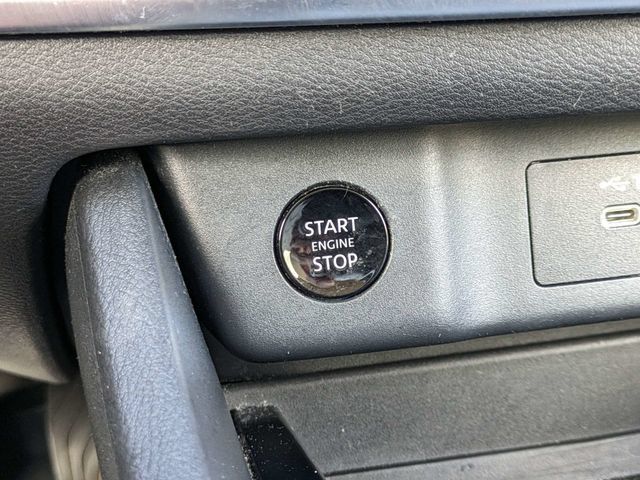 Used 2025 Nissan Rogue SV AWD/4WD image 27