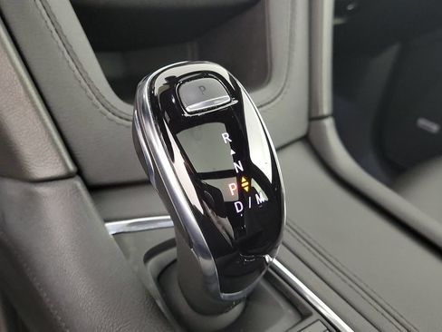 Certified 2023 Cadillac XT6 Premium Luxury FWD image 31