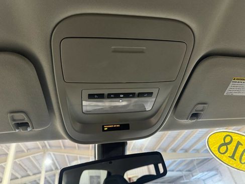 Used 2018 Chevrolet Colorado Z71 image 36