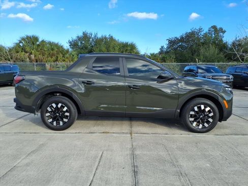 Used 2025 Hyundai Santa Cruz SEL image 8