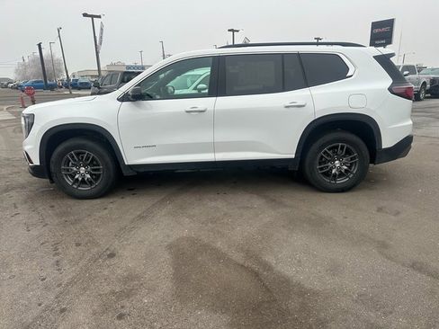 Used 2025 GMC Acadia Elevation image 7