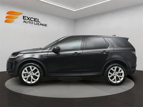 Used 2021 Land Rover Discovery Sport SE image 2
