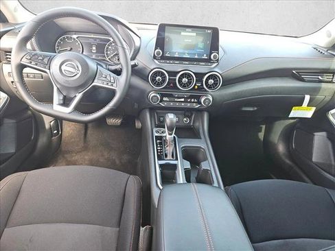 New 2025 Nissan Sentra SR image 12