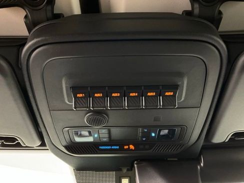 New 2025 Ford Bronco Heritage Edition image 20