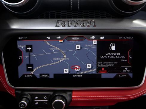 Used 2019 Ferrari Portofino image 31