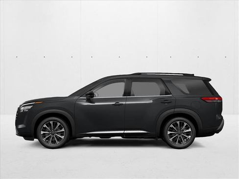 New 2026 Nissan Pathfinder Platinum FWD image 2