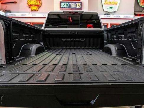 Used 2021 GMC Sierra 2500 Denali w/ Denali Ultimate Package image 9