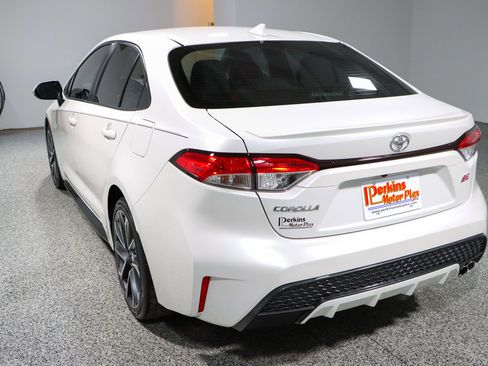 Used 2020 Toyota Corolla SE FWD image 9