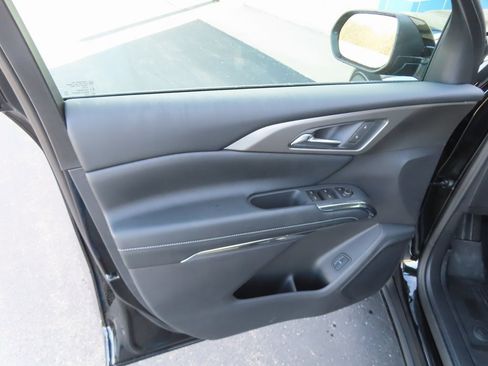 New 2026 Chevrolet Traverse LT w/ Driver Confidence Package image 20