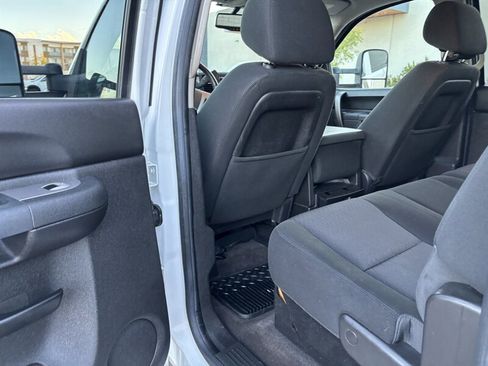 Used 2013 Chevrolet Silverado 2500 LT w/ Convenience Package image 36