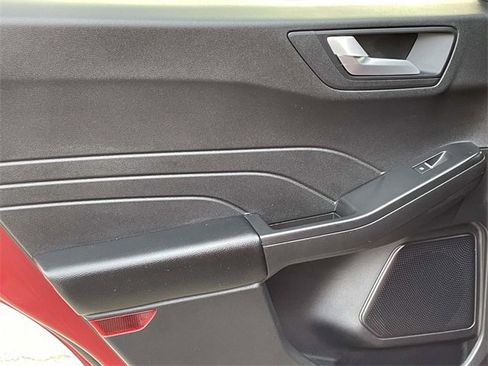 Certified 2025 Ford Escape ST-Line w/ Tech Pack #1 image 10