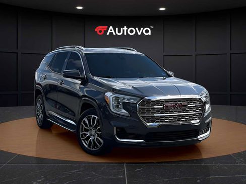 Used 2022 GMC Terrain Denali w/ LPO, Floor Liner Package AWD/4WD image 7