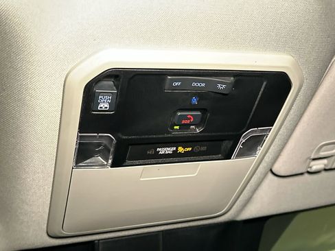 Used 2023 Toyota Tundra SR5 w/ SR5 Convenience Package image 23