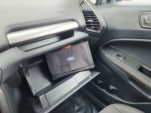 Used 2020 Ford EcoSport SE image 46