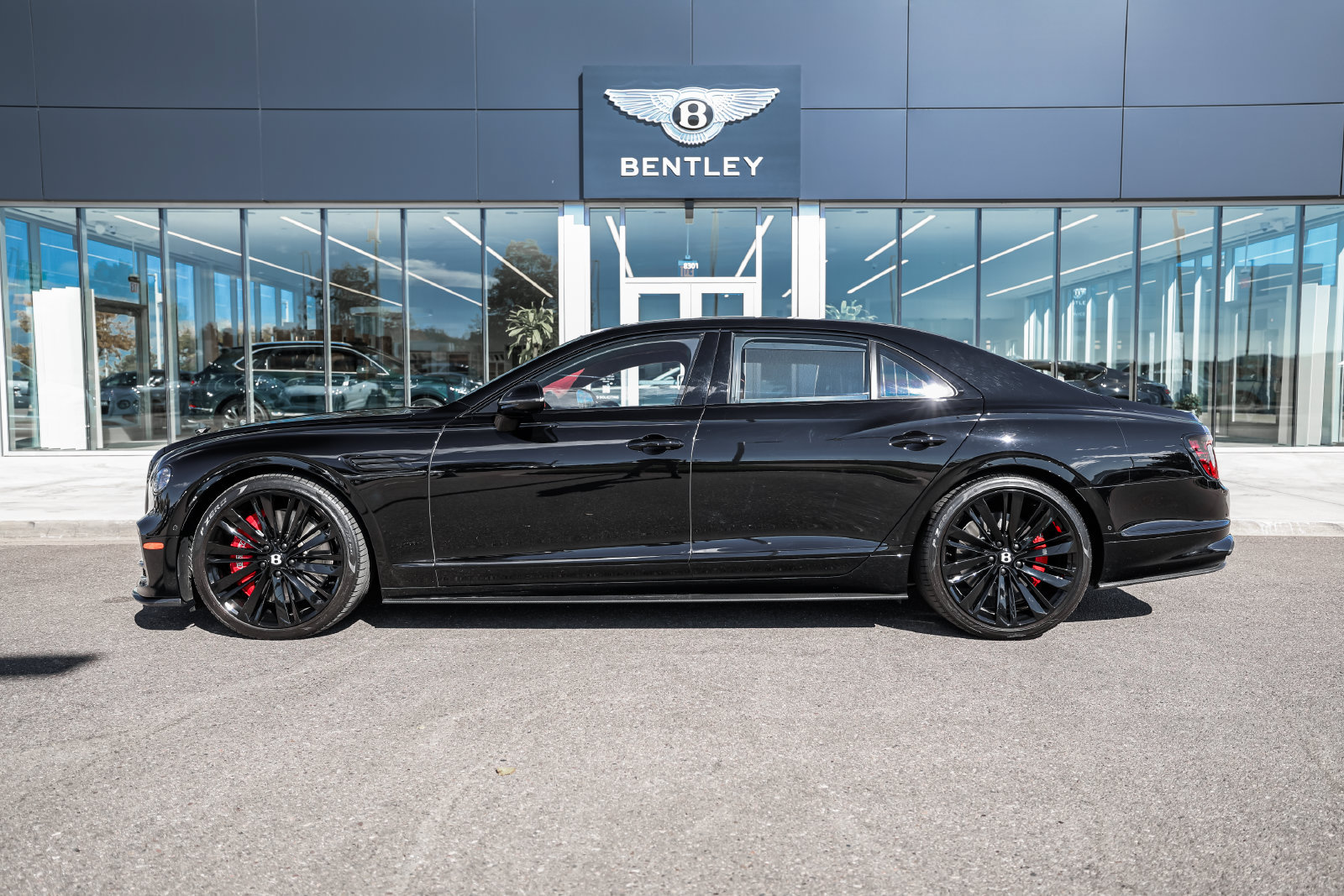 Certified 2024 Bentley Flying Spur W12 AWD/4WD image 5