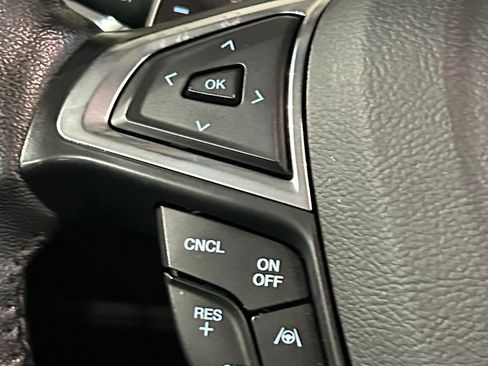 Used 2019 Ford Edge Titanium AWD/4WD image 65