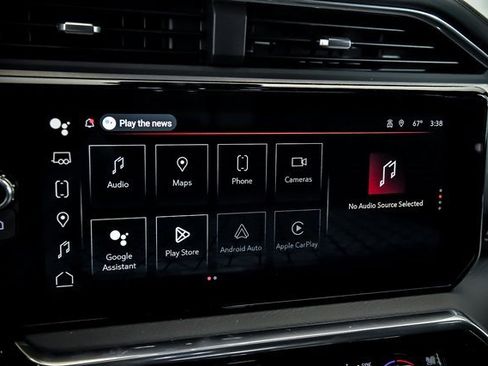 New 2025 GMC Sierra 2500 Denali w/ Denali Reserve Package image 17