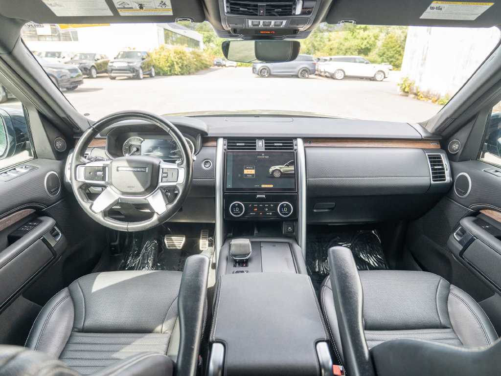 Used 2023 Land Rover Discovery S R-Dynamic AWD/4WD image 18
