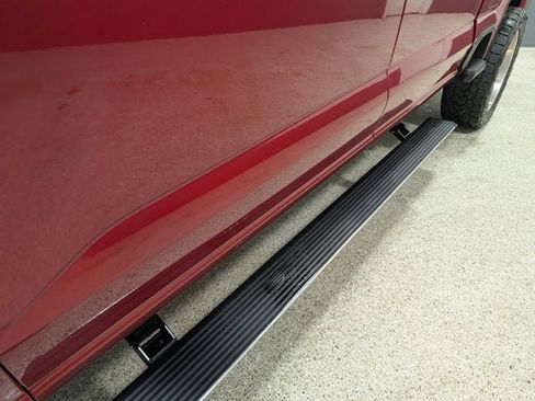 Used 2024 Ford F250 Limited w/ FX4 Off-Road Package image 9