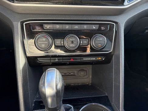 Used 2021 Volkswagen Atlas SEL Premium image 15