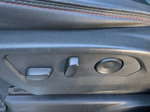 Used 2023 Chevrolet Suburban RST w/ Luxury Package image 18