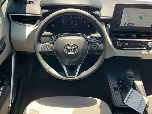 New 2026 Toyota Corolla Cross LE FWD image 12
