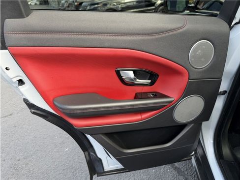 Used 2017 Land Rover Range Rover Evoque HSE Dynamic image 22