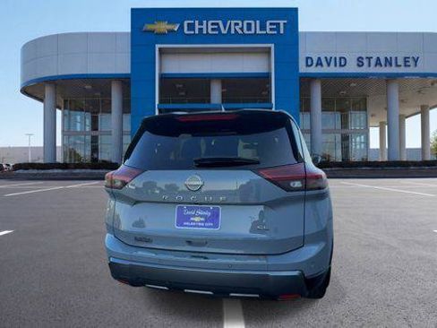 Used 2024 Nissan Rogue SL w/ SL Premium Package FWD image 7