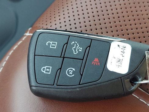 Used 2024 GMC Sierra 1500 Denali Ultimate image 40