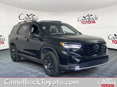 Used 2025 Honda Pilot TrailSport